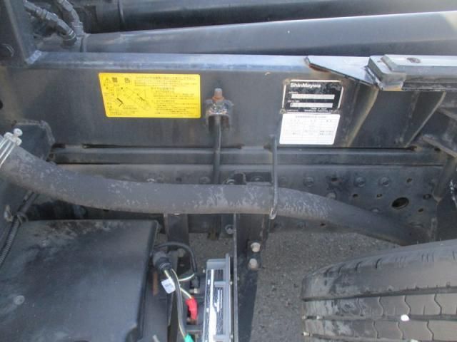 MITSUBISHI CANTER 2017 Image 31