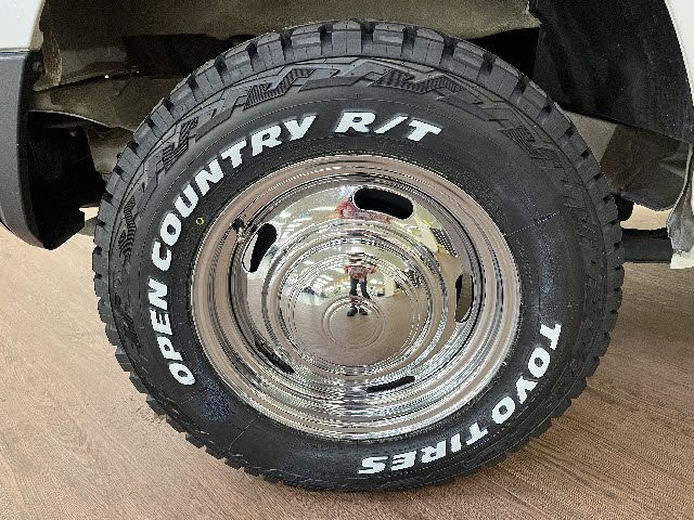 SUZUKI JIMNY 4WD 2024 Image 31