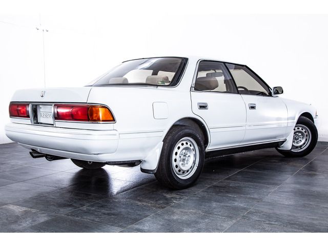 TOYOTA MARK2 SEDAN 1988 Image 31