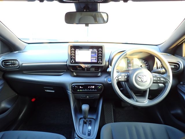 TOYOTA YARIS HYBRID 2020 Image 31