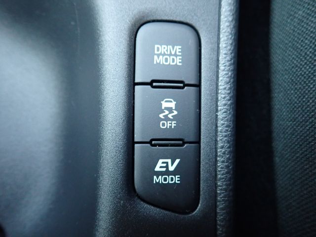 TOYOTA YARIS HYBRID 2020 Image 31