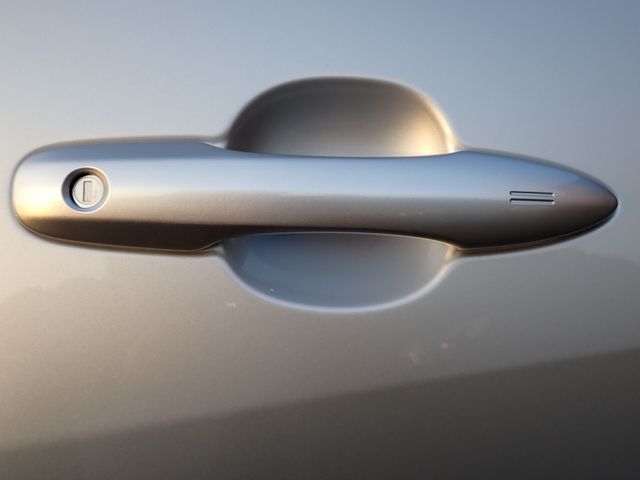 TOYOTA YARIS HYBRID 2020 Image 31