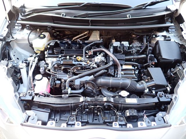 TOYOTA YARIS HYBRID 2020 Image 31