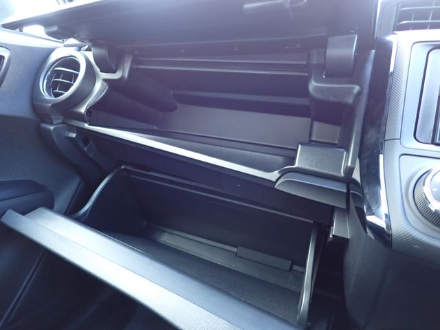 TOYOTA COROLLA AXIO 2020 Image 31