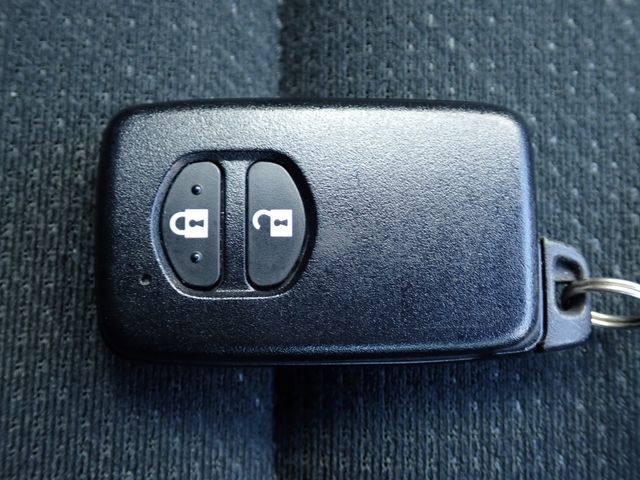 TOYOTA COROLLA AXIO 2020 Image 31