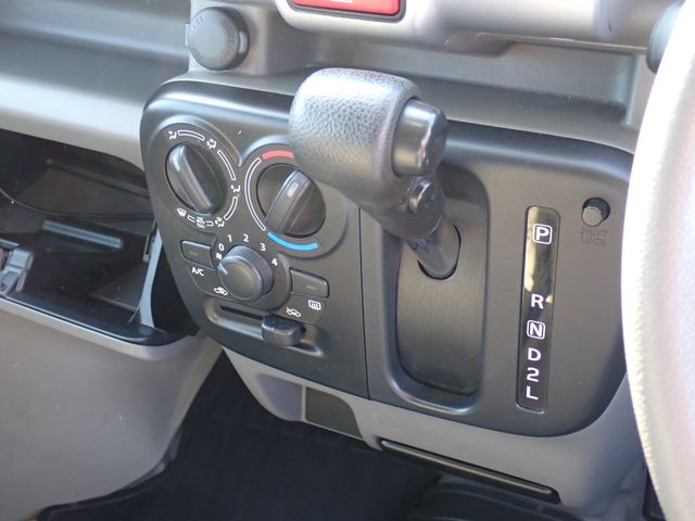 MITSUBISHI MINICAB VAN 2021 Image 31