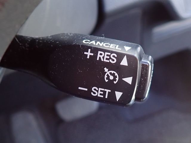 TOYOTA COROLLA FIELDER HYBR 2018 Image 31