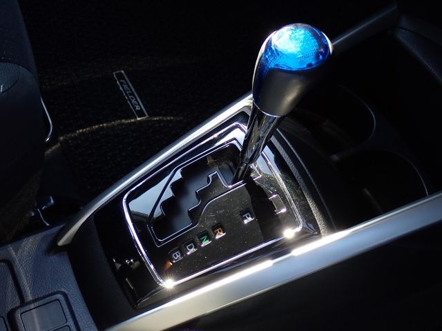 TOYOTA COROLLA FIELDER HYBR 2018 Image 31