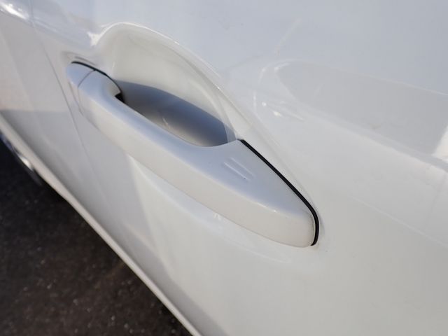 TOYOTA COROLLA FIELDER HYBR 2018 Image 31