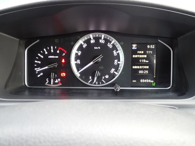 TOYOTA HIACE VAN 1.25T 2WD 2021 Image 31