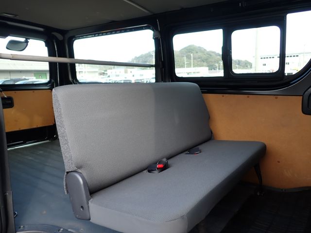 TOYOTA HIACE VAN 1.25T 2WD 2021 Image 31