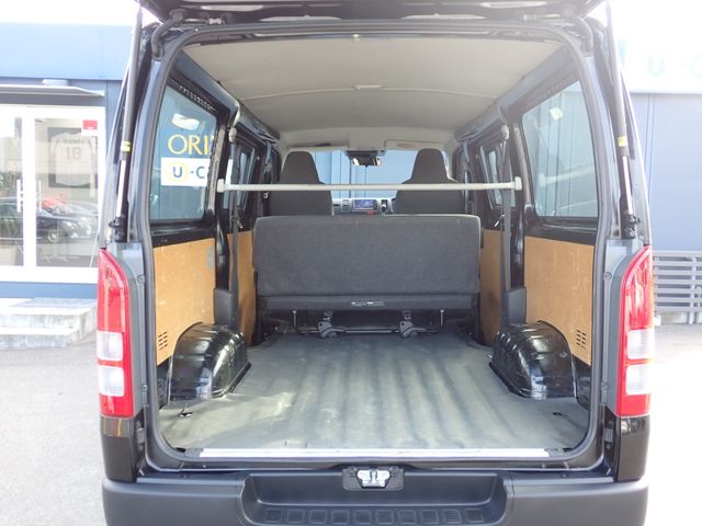 TOYOTA HIACE VAN 1.25T 2WD 2021 Image 31