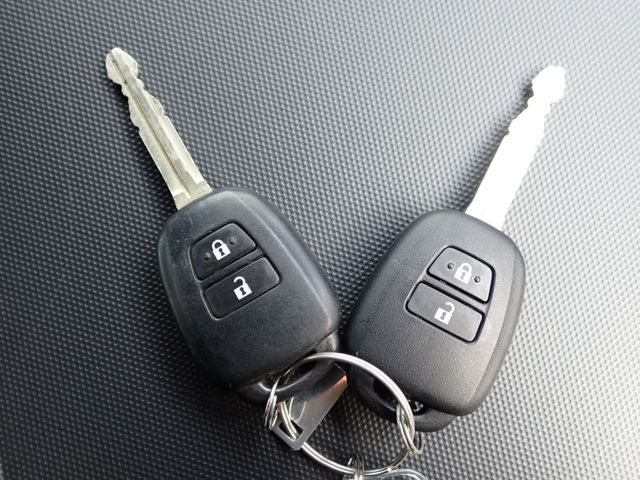 TOYOTA HIACE VAN 1.25T 2WD 2021 Image 31