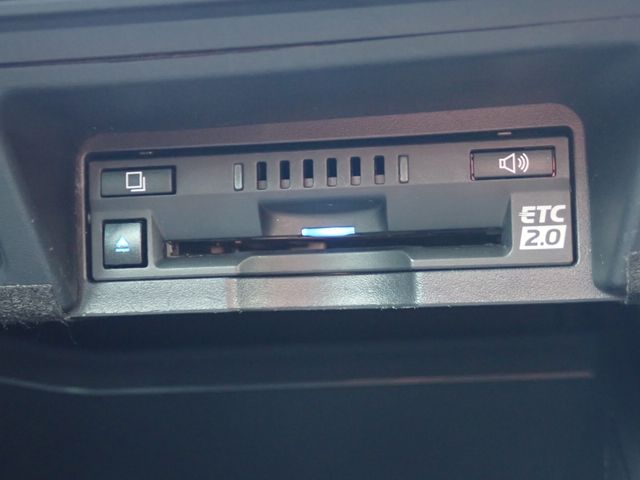 TOYOTA CROWN SEDAN HYBRID 2019 Image 31