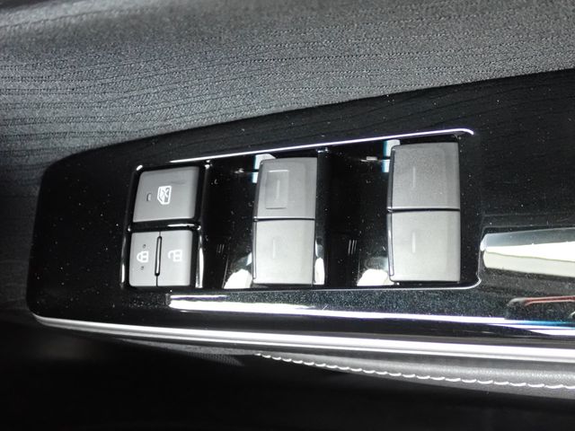 TOYOTA CROWN SEDAN HYBRID 2019 Image 31