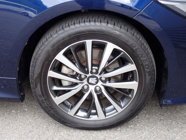 TOYOTA CROWN SEDAN HYBRID 2019 Image 31