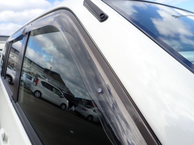 MAZDA FAMILIA VAN 2WD 2019 Image 31