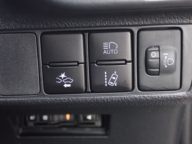 TOYOTA COROLLA AXIO 2020 Image 31