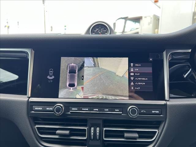 PORSCHE MACAN 2020 Image 31