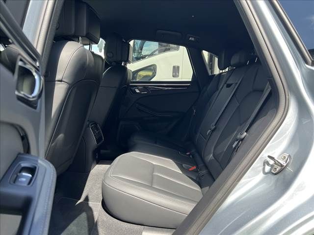 PORSCHE MACAN 2020 Image 31