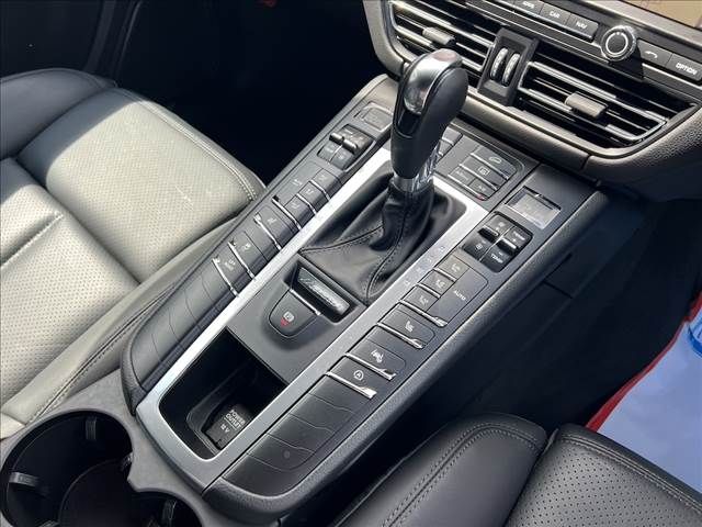 PORSCHE MACAN 2020 Image 31