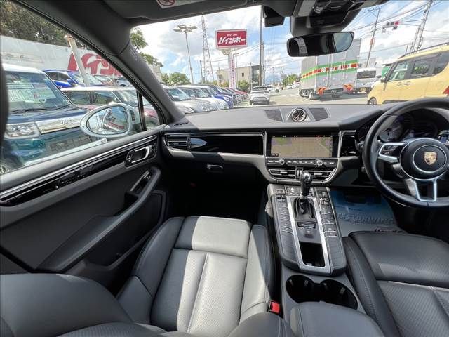 PORSCHE MACAN 2020 Image 31