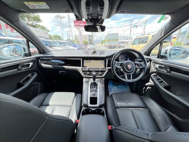 PORSCHE MACAN 2020 Image 31