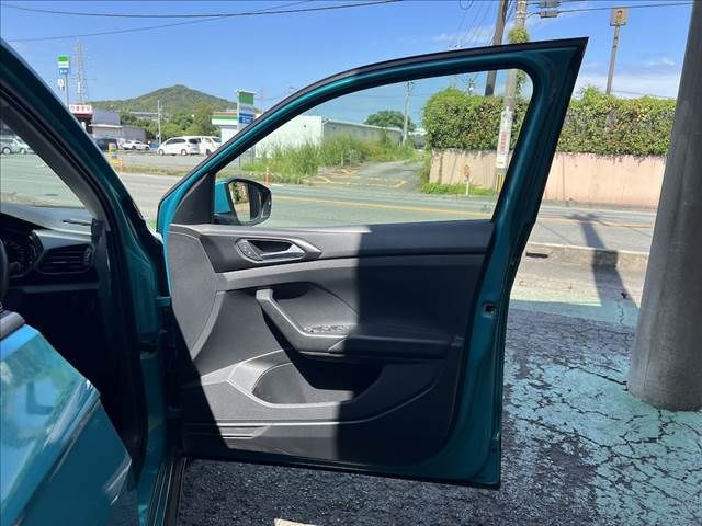 VOLKSWAGEN T-CROSS 2023 Image 31