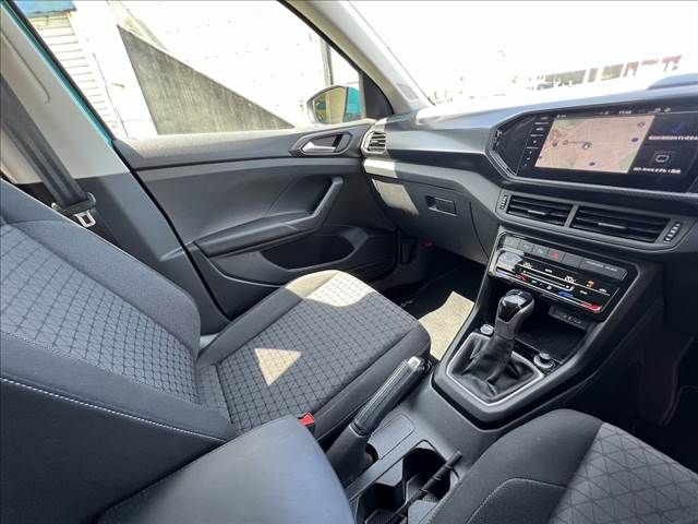 VOLKSWAGEN T-CROSS 2023 Image 31