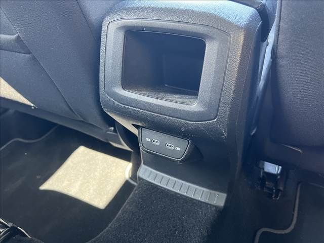 VOLKSWAGEN T-CROSS 2023 Image 31