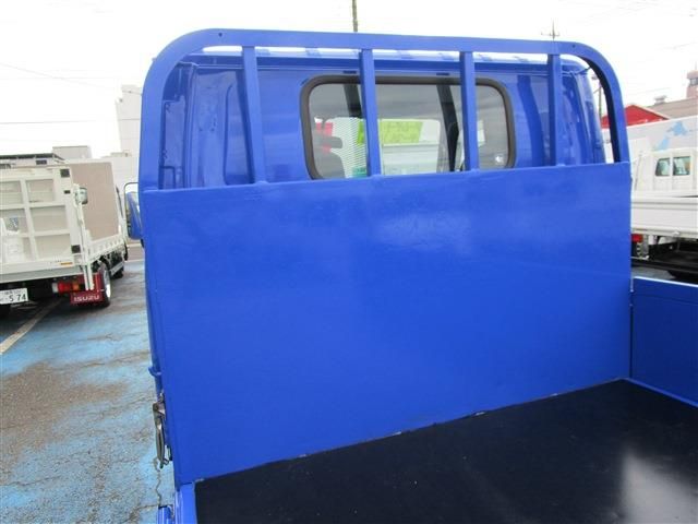 ISUZU  2018 Image 31