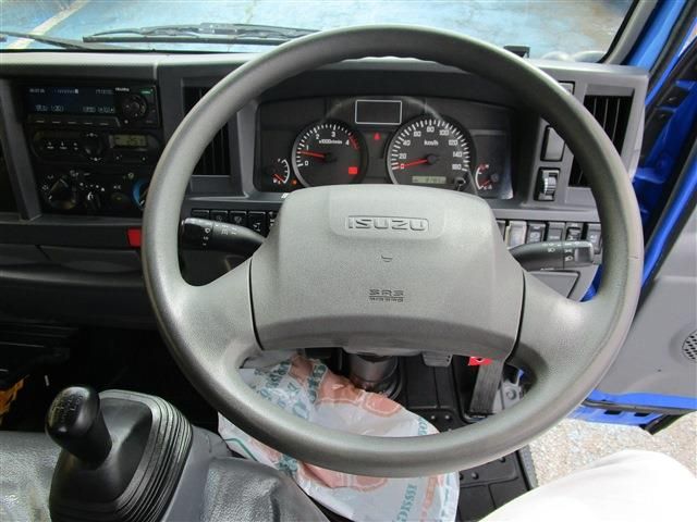 ISUZU  2018 Image 31