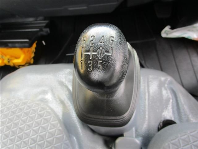 ISUZU  2018 Image 31