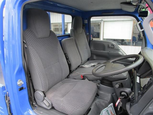 ISUZU  2018 Image 31