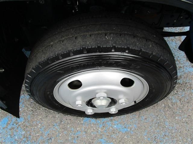 ISUZU  2018 Image 31