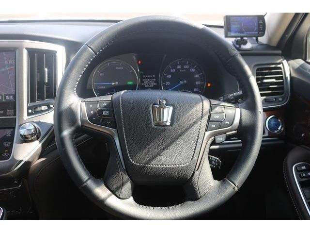 TOYOTA CROWN SEDAN HYBRID 2013 Image 31