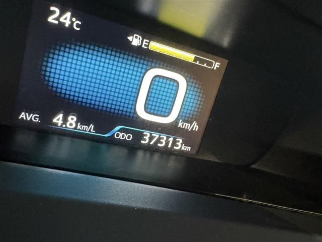 TOYOTA PRIUS 2019 Image 31