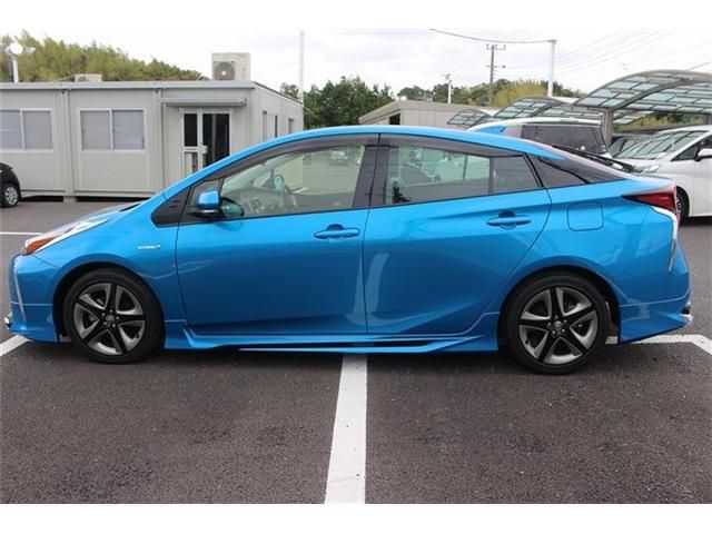 TOYOTA PRIUS 2019 Image 31