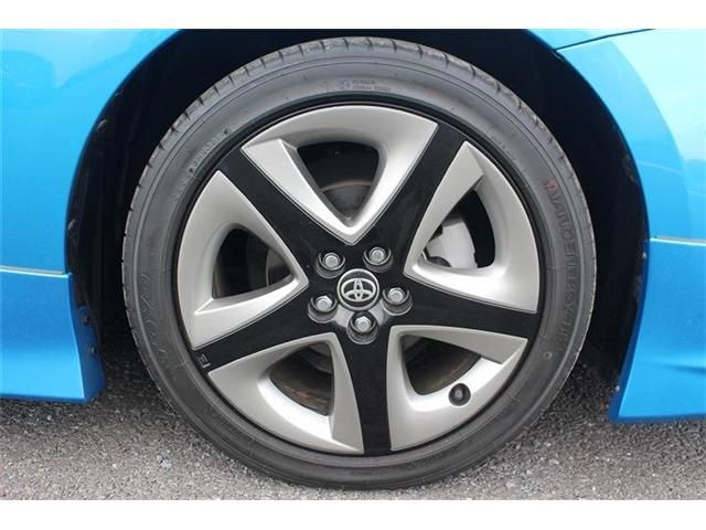 TOYOTA PRIUS 2019 Image 31