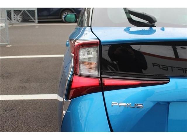 TOYOTA PRIUS 2019 Image 31