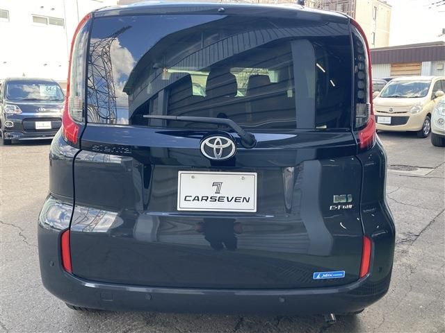 TOYOTA SIENTA HYBRID 2022 Image 31