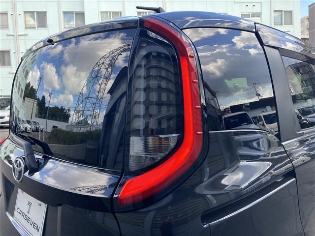 TOYOTA SIENTA HYBRID 2022 Image 31