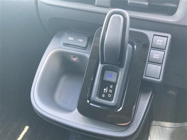 TOYOTA SIENTA HYBRID 2022 Image 31