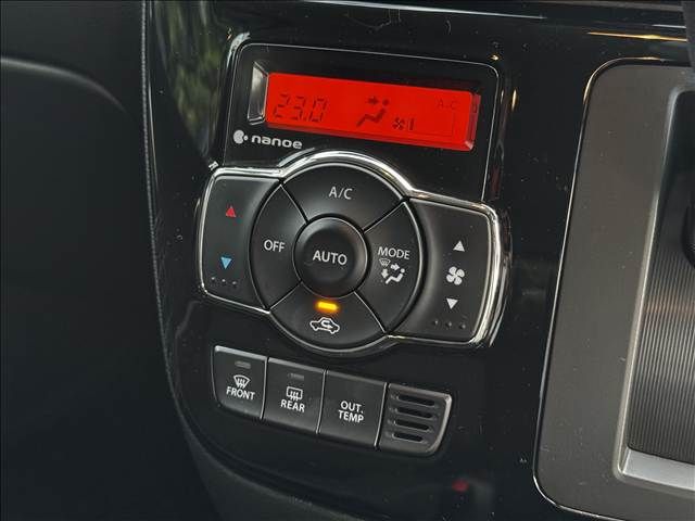 MITSUBISHI DELICA D2 2016 Image 31