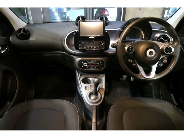MCC SMART FORFOUR 2016 Image 31