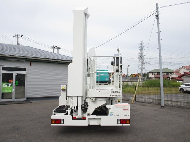 ISUZU ELF 2020 Image 31