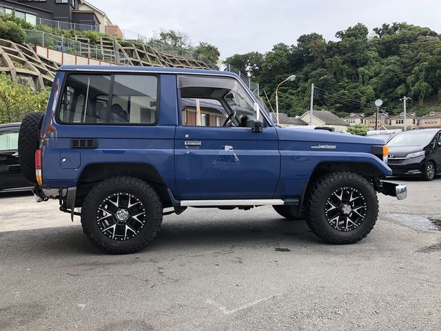 TOYOTA LANDCRUISER VAN 1991 Image 31