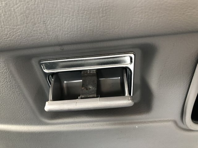 TOYOTA LANDCRUISER VAN 1991 Image 31