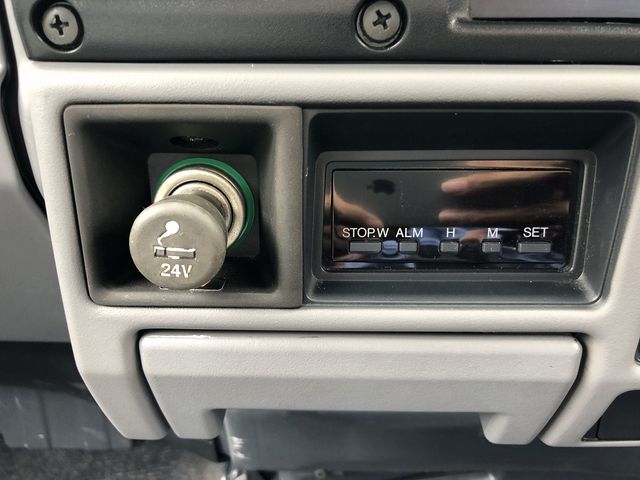 TOYOTA LANDCRUISER VAN 1991 Image 31