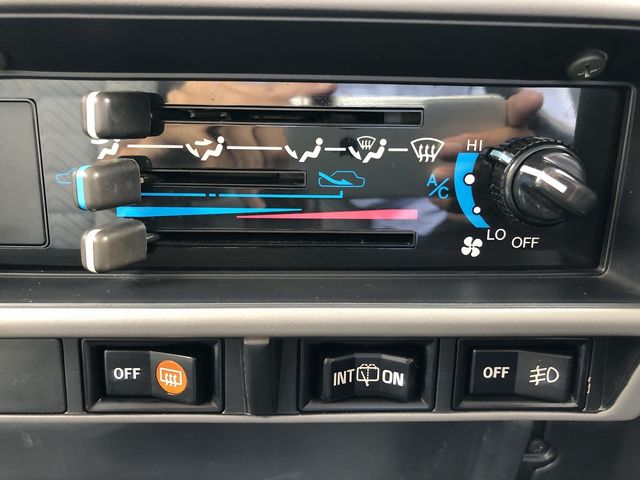 TOYOTA LANDCRUISER VAN 1991 Image 31